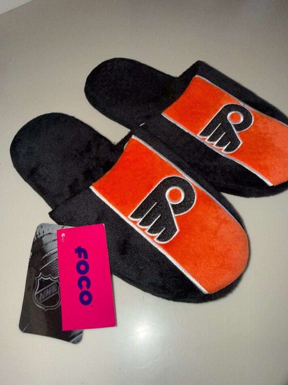 Lot of 2 Philadelphia Flyers Team Jersey Indoor/Outdoor Slippers ~ MED (9-10)